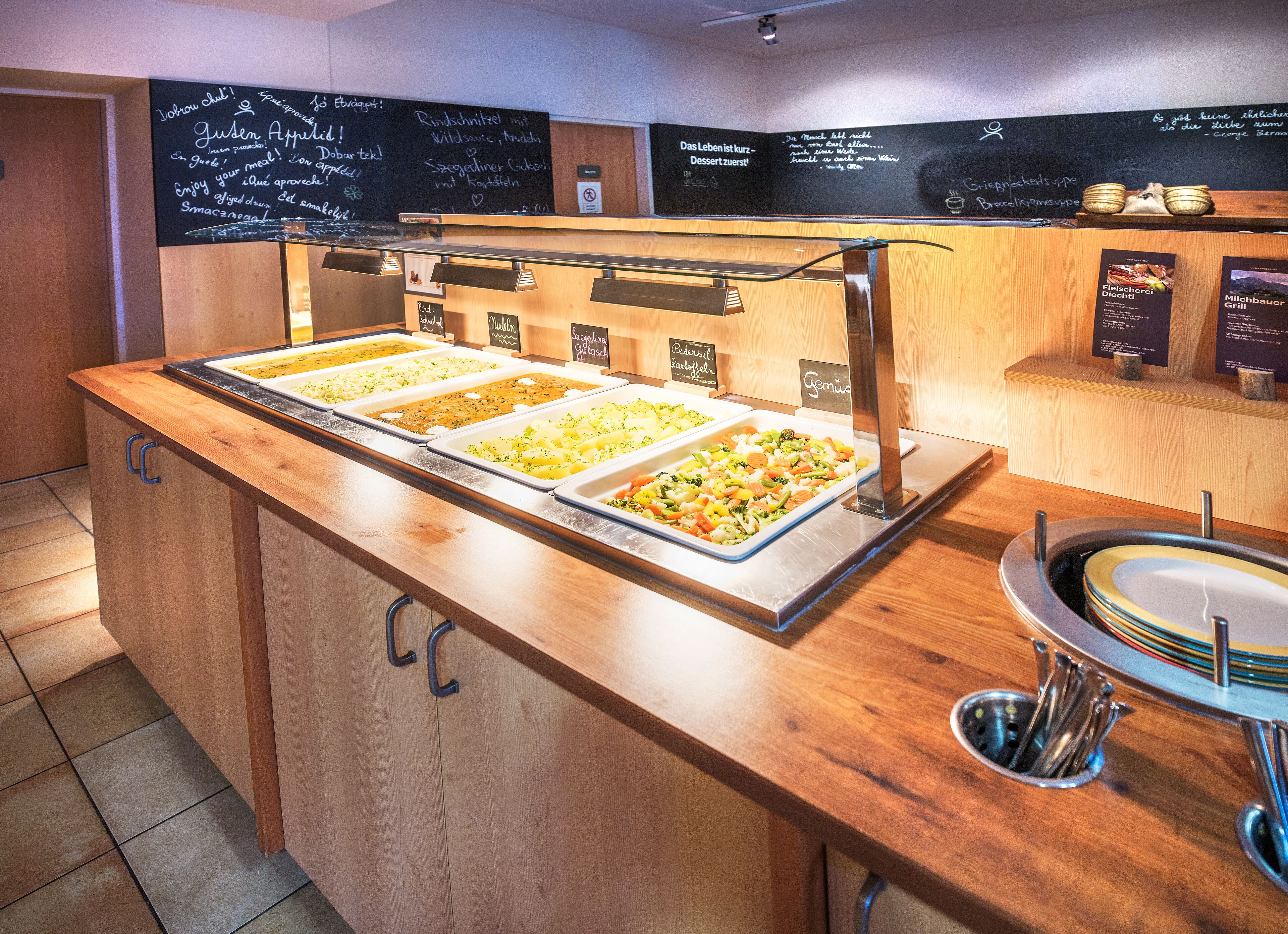 Daily buffet breakfast (EUR 18 per person)