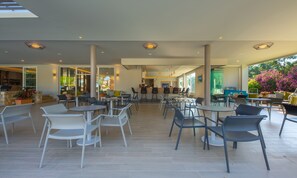 Bar (di hartanah)