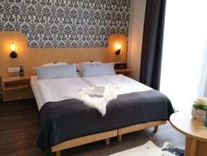 Comfort Double Room | Balcony view - Hotel am Kurpark (Bad Lauterberg)