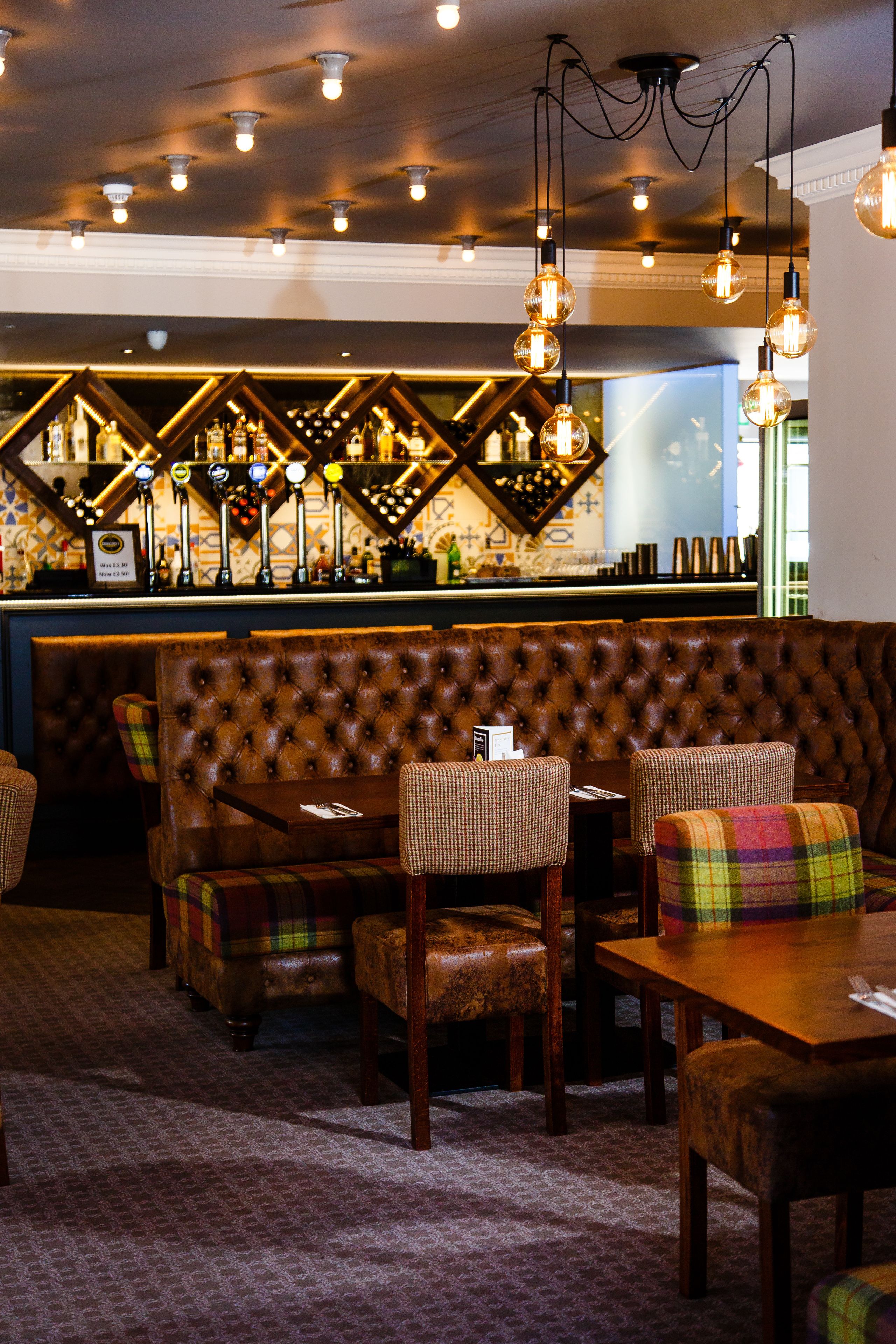 breakfast and dinner served, british cuisine