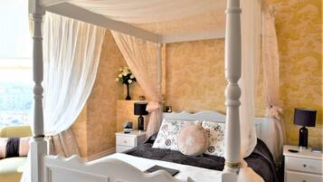 Deluxe Double Room, Ensuite, Sea View