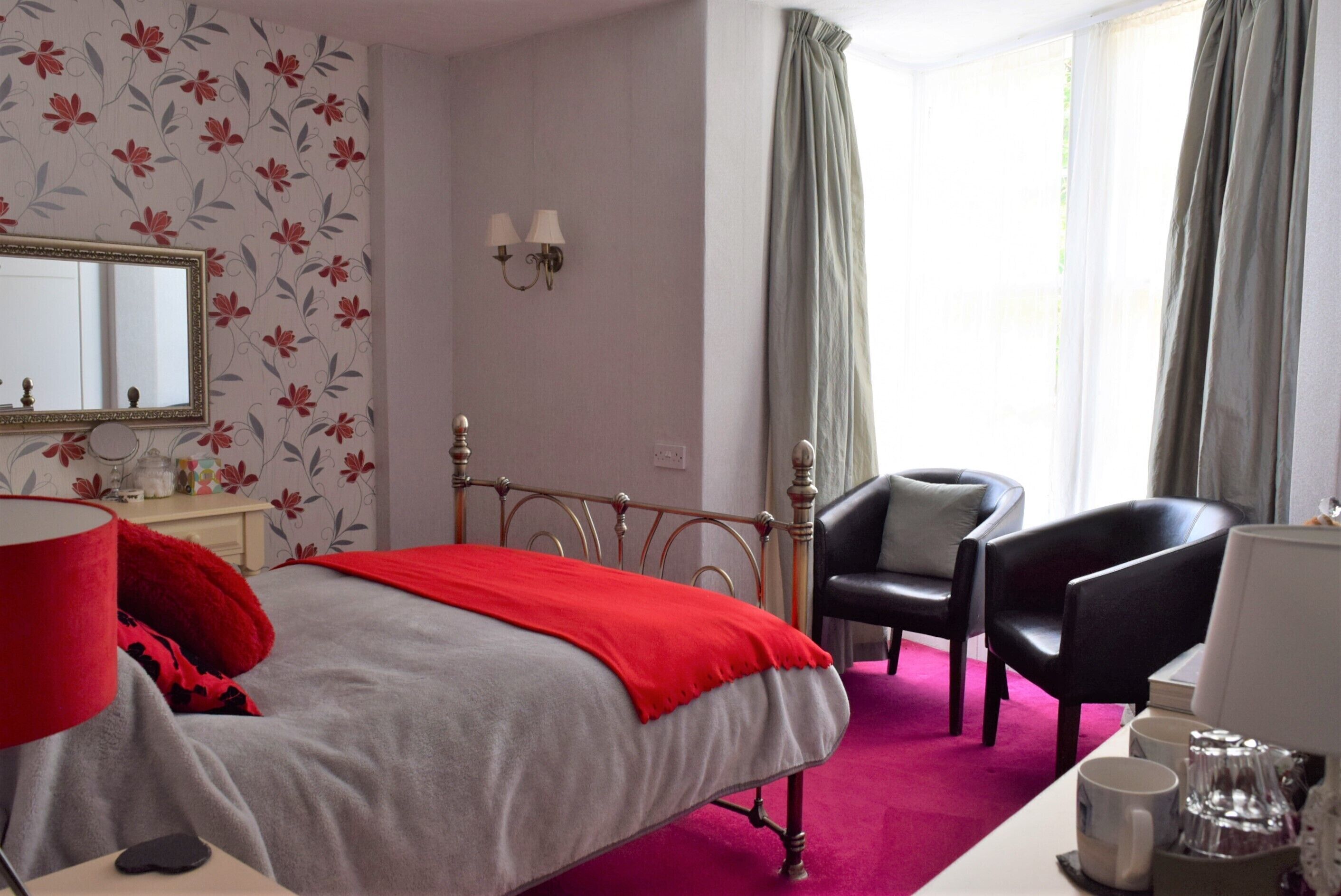 经典双人房, 独立浴室 | 特色装修、特色家居、遮光窗帘、熨斗/熨板