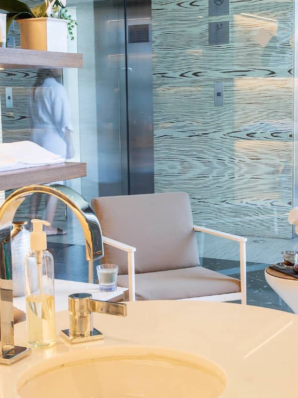 Couples treatment rooms, sauna, steam room, Turkish bath