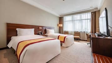 Minibar, két bảo mật tại phòng, đồng hồ báo thức