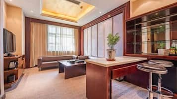 Minibar, in-room safe, alarm clocks