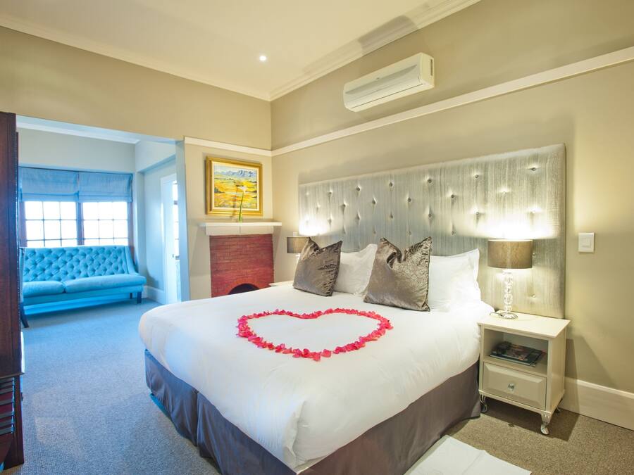 Superior kamer | Luxe beddengoed, een kluis op de kamer, individueel gedecoreerd