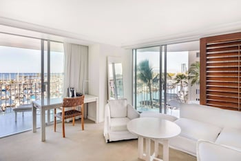 46-inch LCD TV with cable channels, TV at Hilton Vacation Club The Modern Honolulu