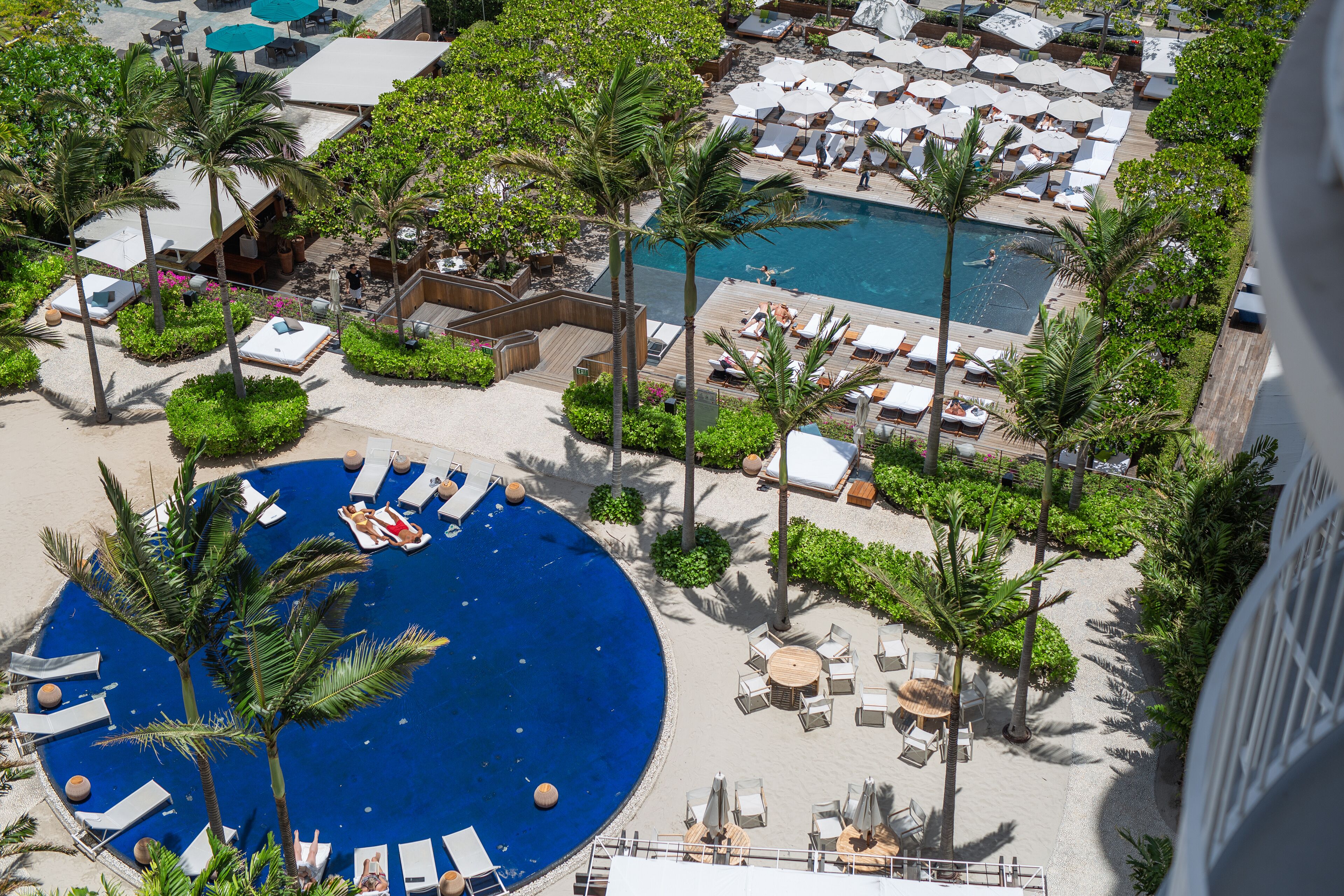2 outdoor pools, cabanas (surcharge), pool umbrellas