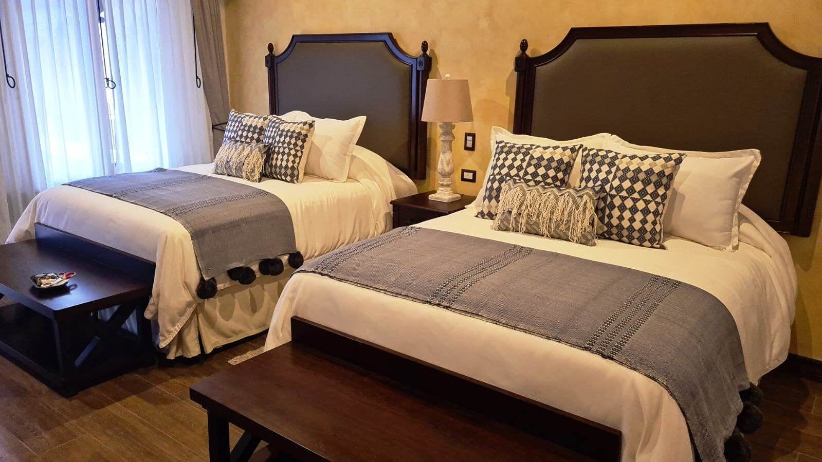 suite queen | 1 bedroom, premium bedding, down duvets, in-room safe