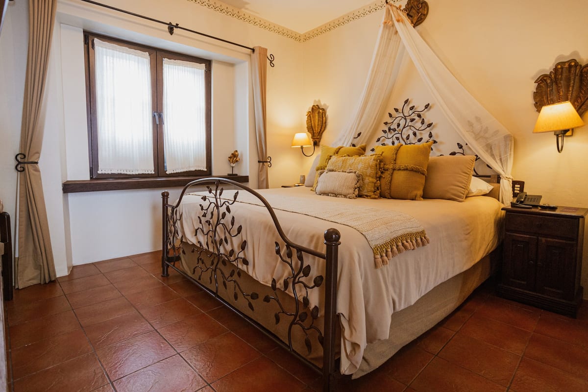 Superior Room King | 1 bedroom, premium bedding, down duvets, in-room safe