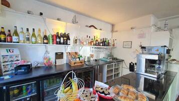 Bar (en la propiedad)