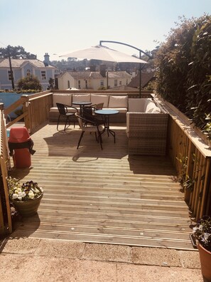 ลานระเบียง/นอกชาน