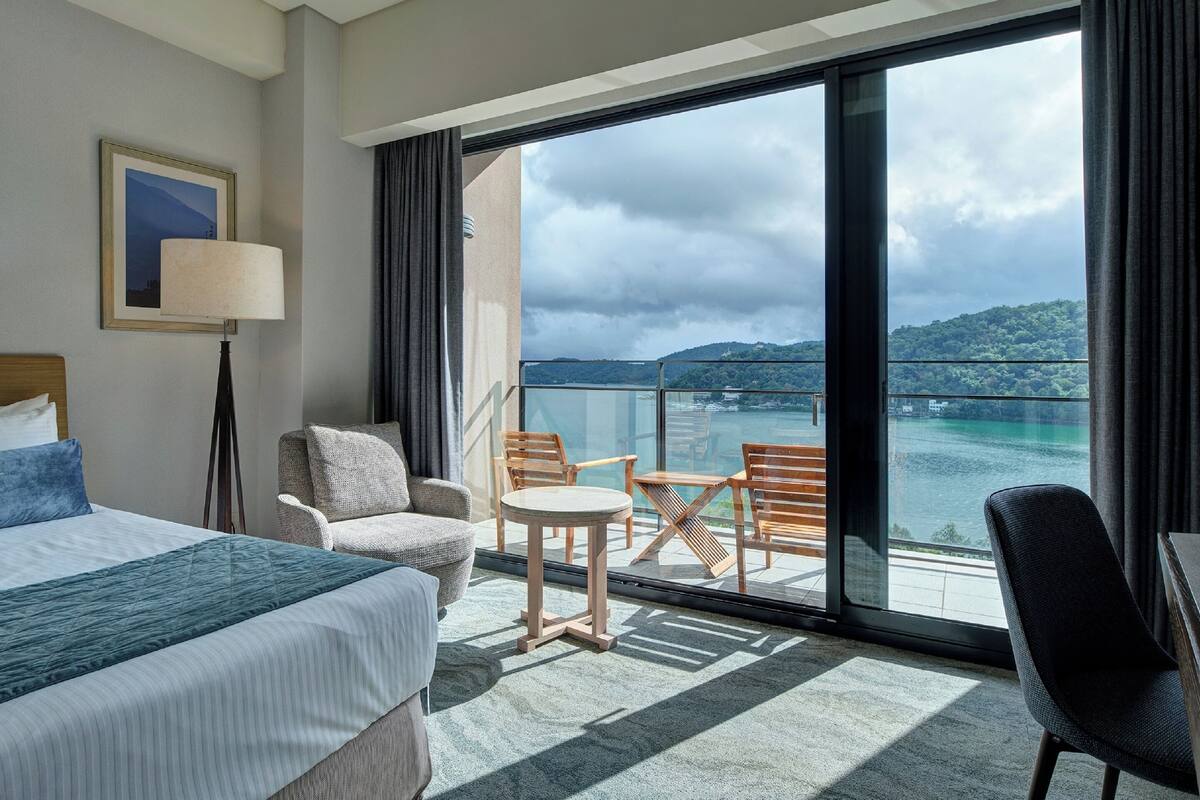 classic family lake view | 1 bedroom, premium bedding, down duvets, pillow-top beds