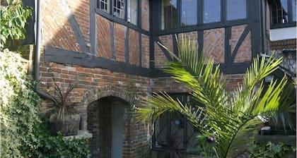 Village House Coaching Inn