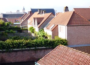 デラックス ダブルルーム 共用バスルーム | 部屋からの景観