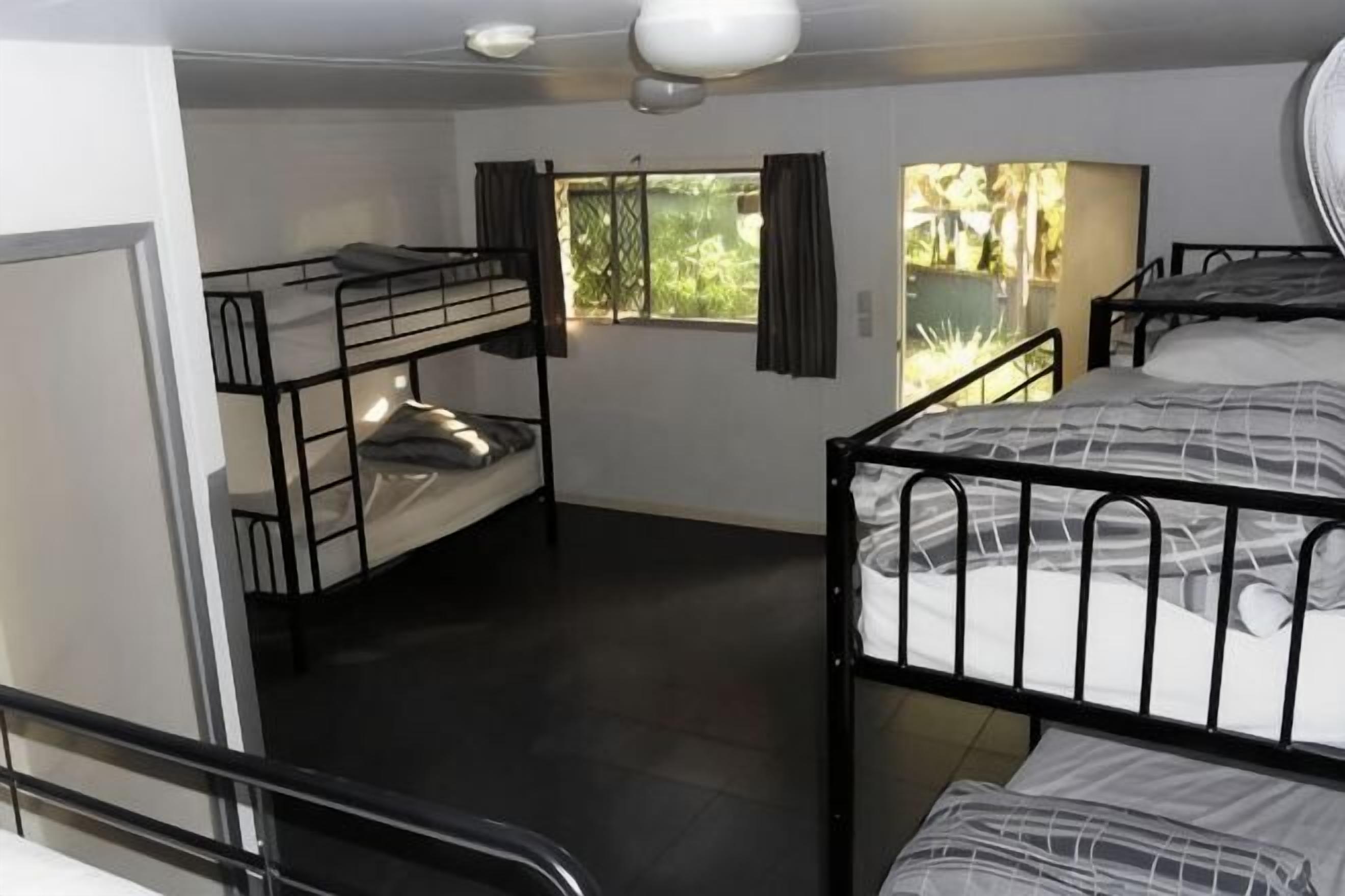 Een kluis op de kamer, gratis wifi, beddengoed, rolstoeltoegang