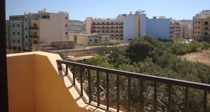 Belmont Court Apartments