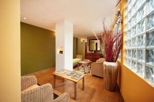 Salas de tratamiento para parejas, un sauna, baño turco