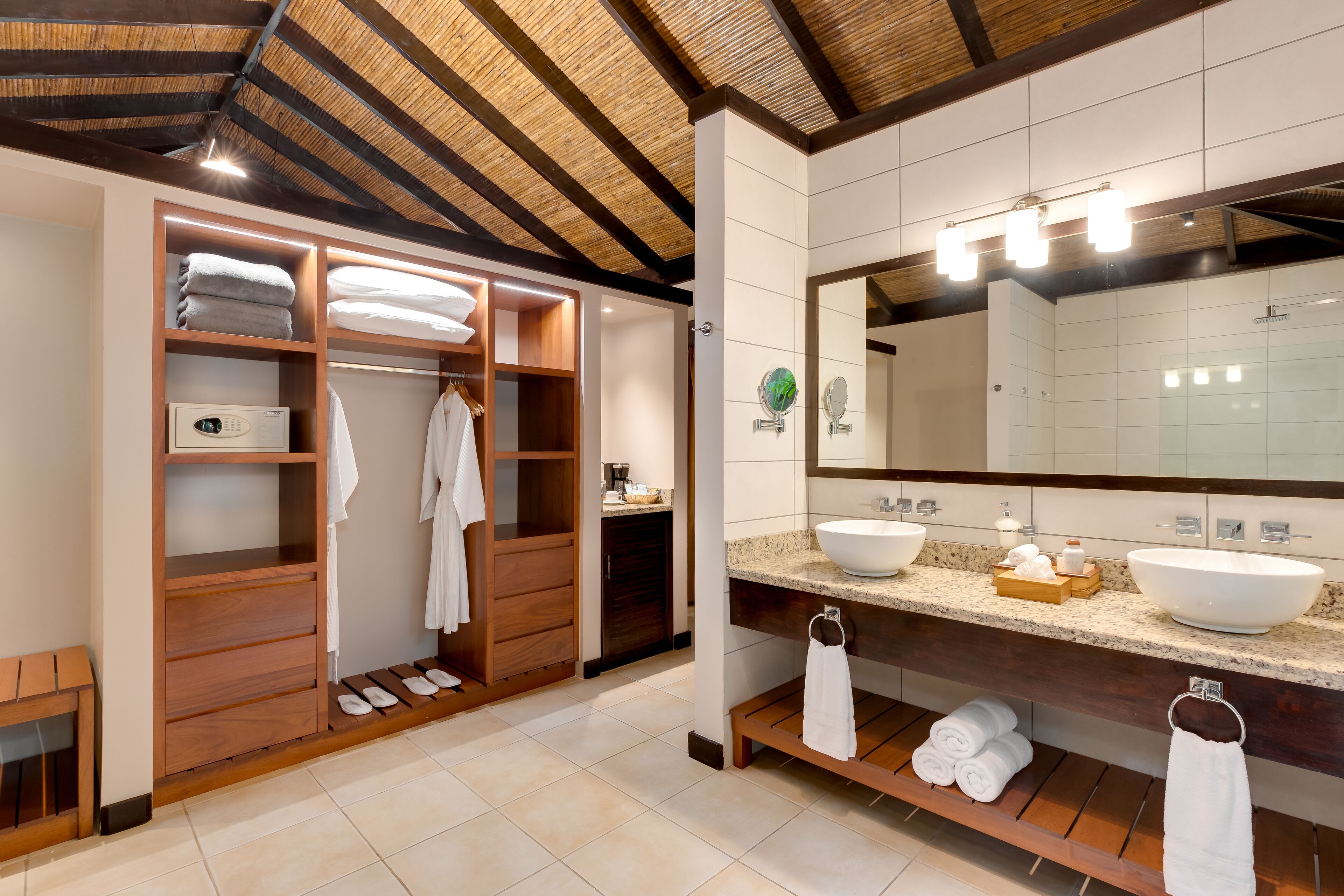 shower, rainfall showerhead, free toiletries, hair dryer