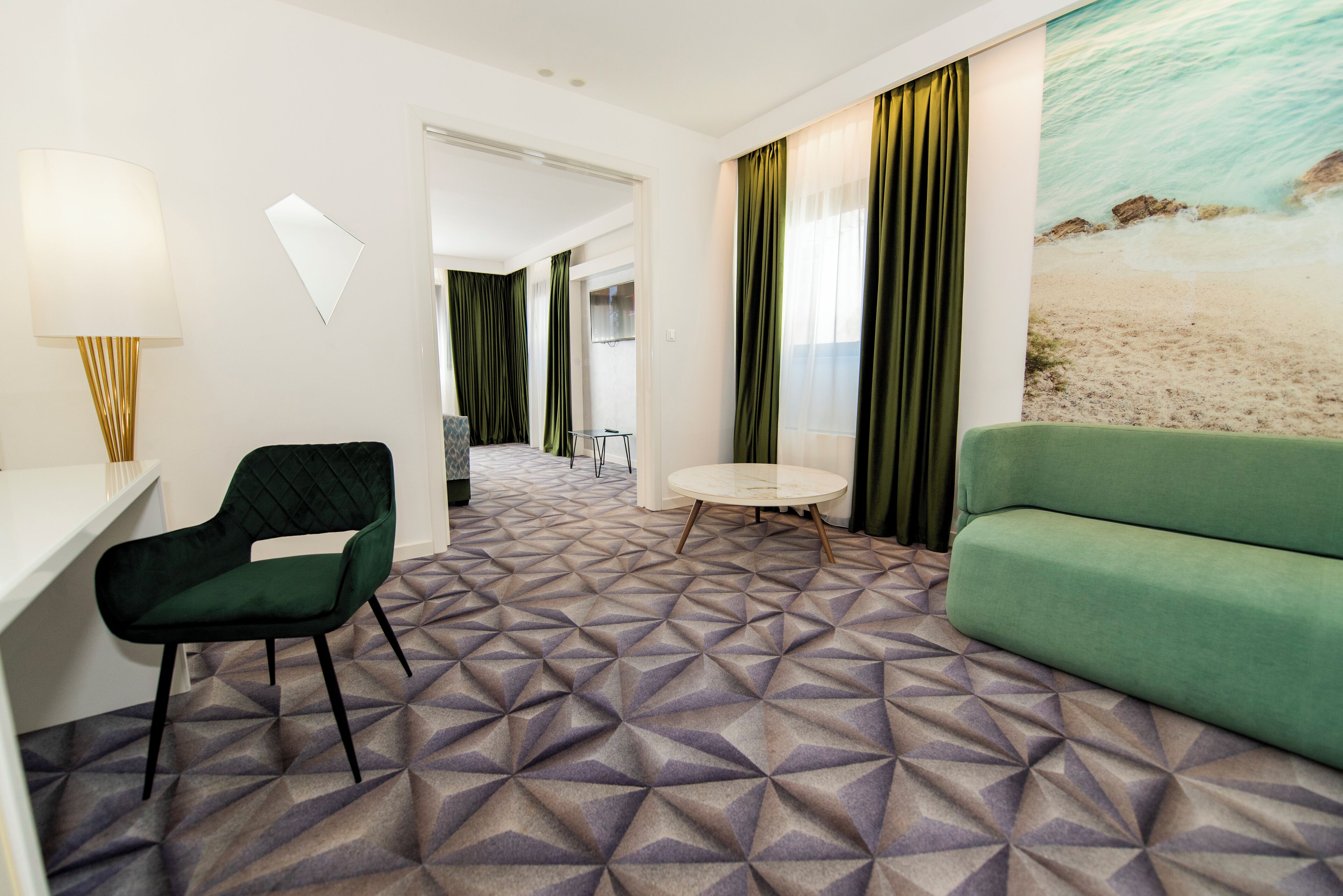 suite | 1 bedroom, premium bedding, in-room safe, desk