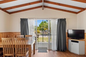 Habitación estándar, 3 habitaciones (Unit) | Servicio a la habitación