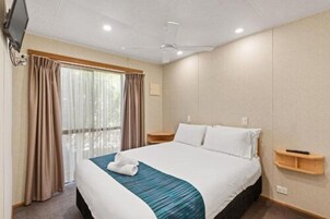 Cabaña superior, 2 habitaciones (Spa - Sleeps 6) | Wifi gratis y ropa de cama