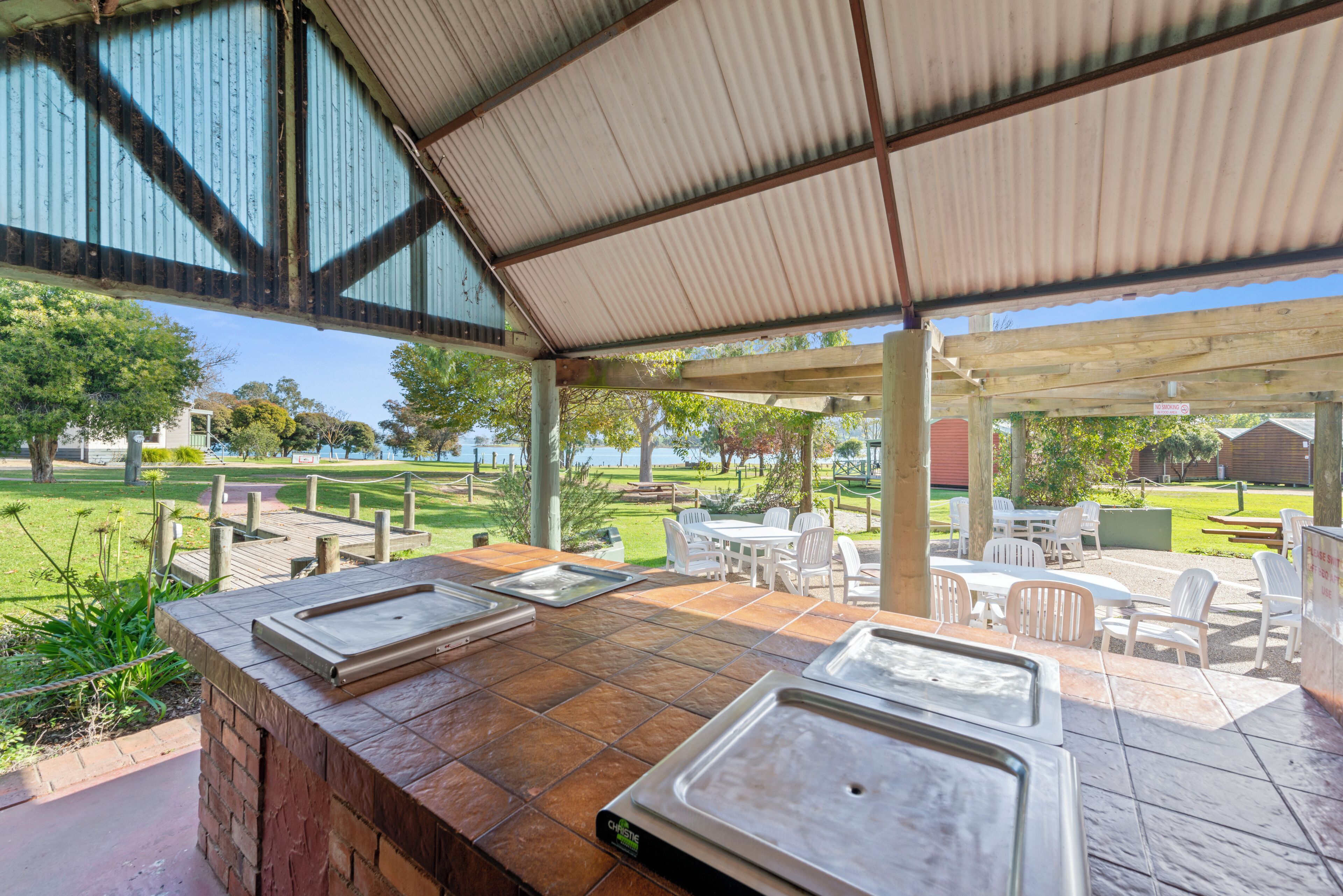 BBQ/picnic area