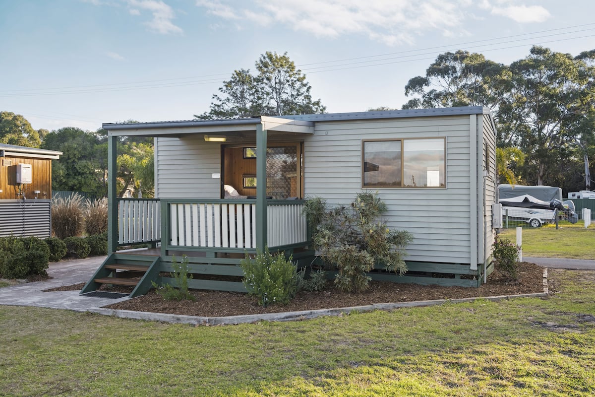 Economy Studio Cabin | Terrace/patio