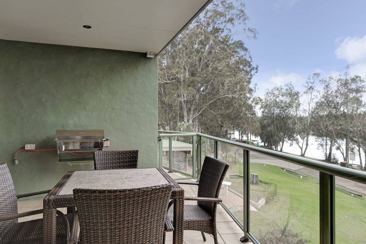 Deluxe 2 Bedroom Riverview Apartment | View from room