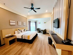 Free minibar, in-room safe, desk, blackout curtains - Langkawi Seaview Hotel (Langkawi)