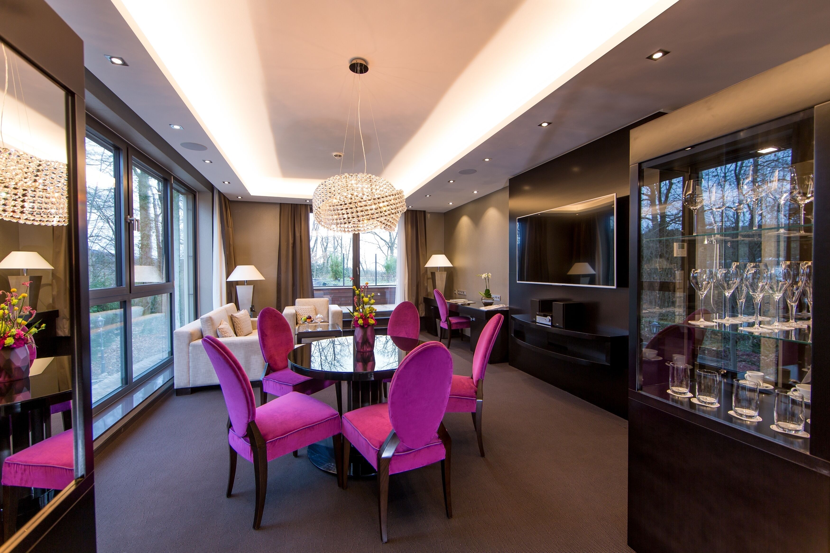 Grand Suite | Living area | Flat-screen TV, iPod dock, pay movies, MP3 dock