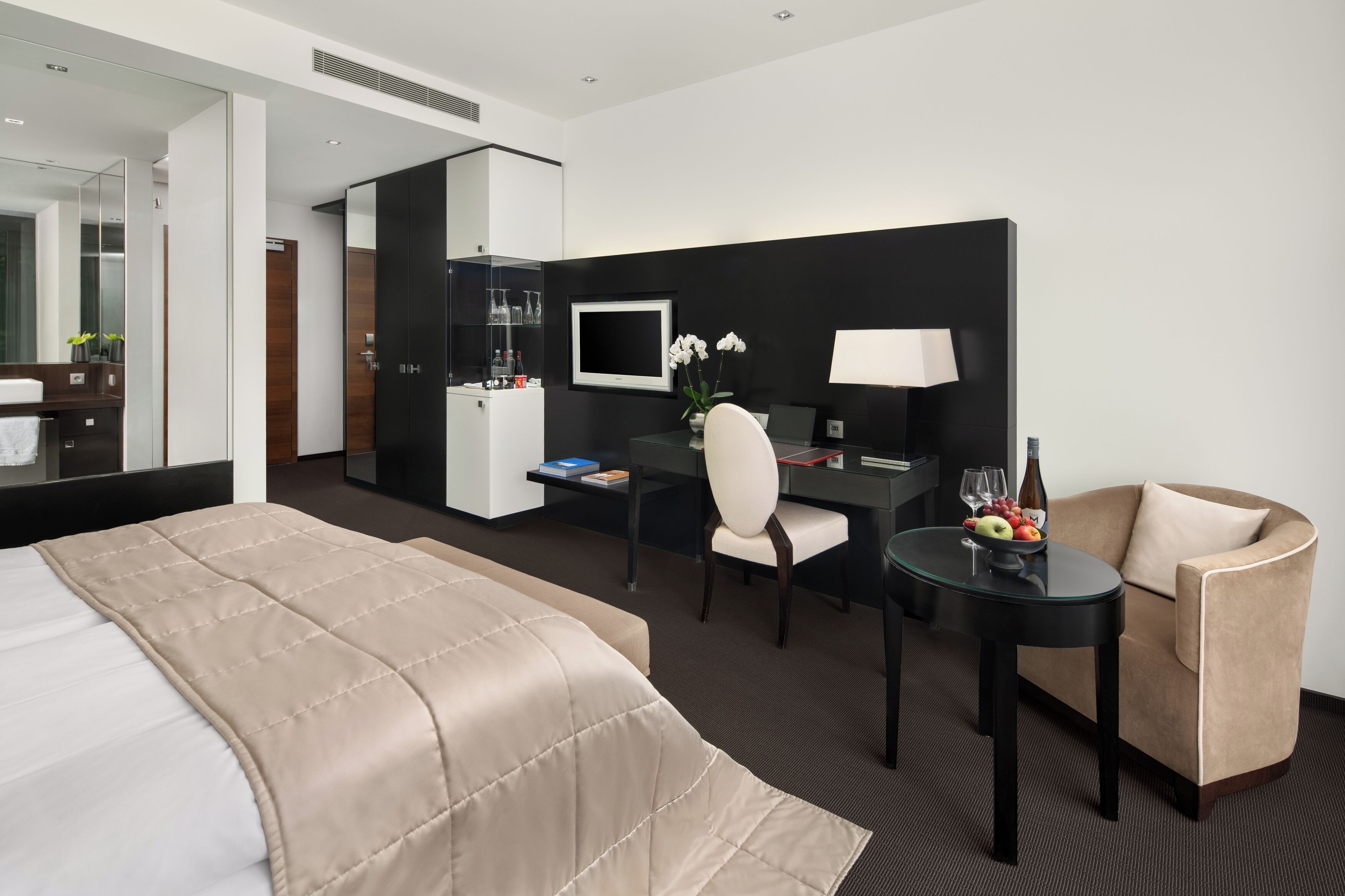 Classic Double Room