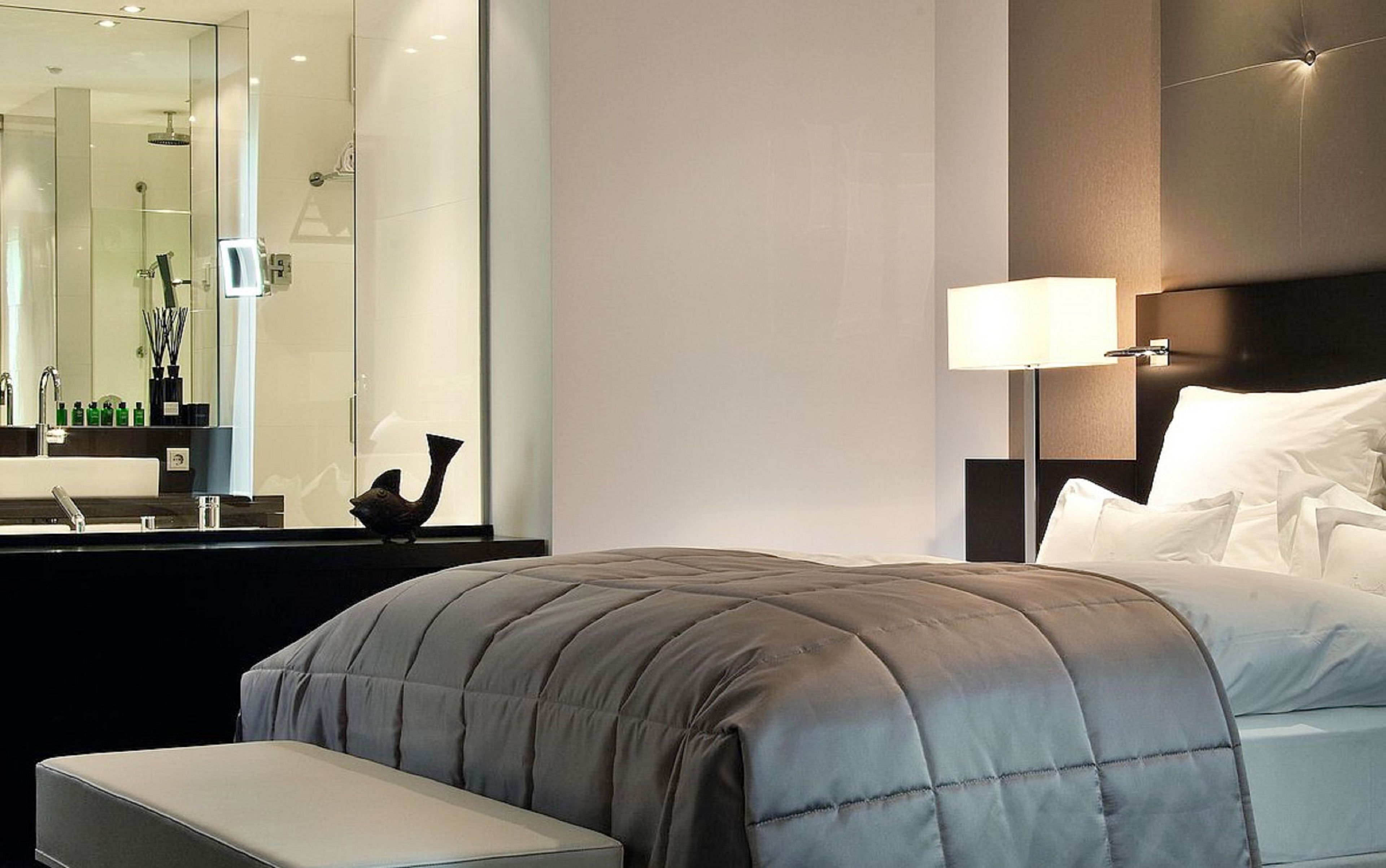 junior suite | premium bedding, minibar, in-room safe, individually decorated