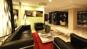 Lobby sitting area - Wyndham Garden Panama City (Panama City)