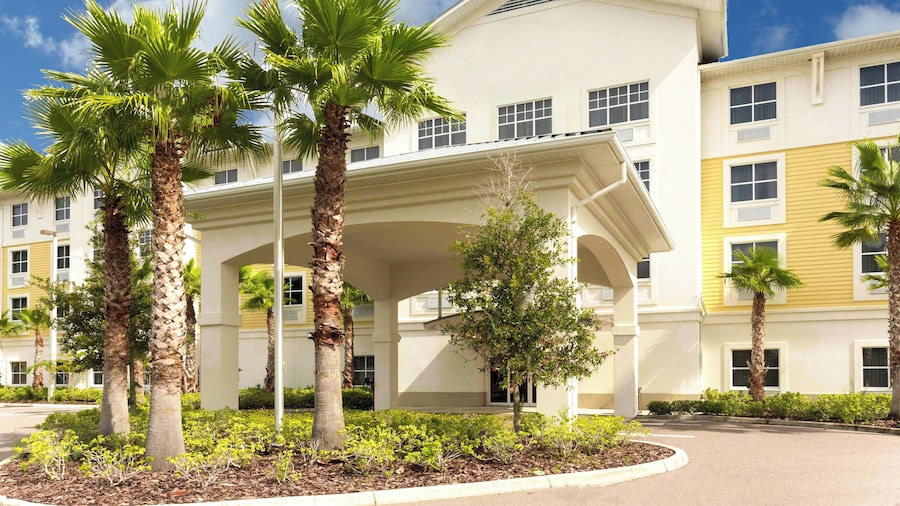 Palm Coast Hotel & Suites