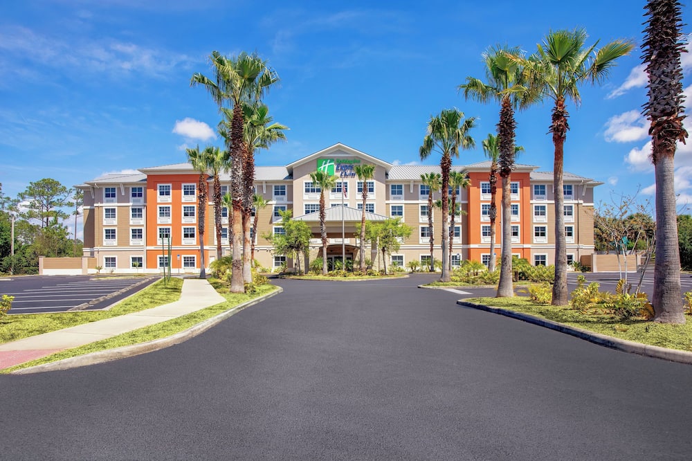 Holiday Inn Express & Suites Palm Coast I95 by IHG