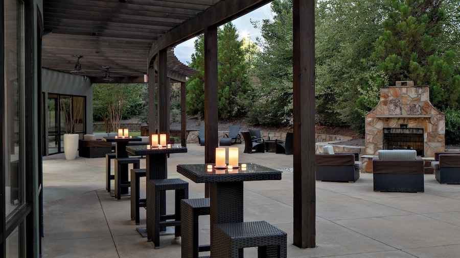 Courtyard by Marriott Raleigh North/Triangle Town Center