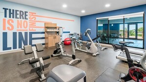 Fitness facility - Hampton Inn & Suites Peru (Peru)