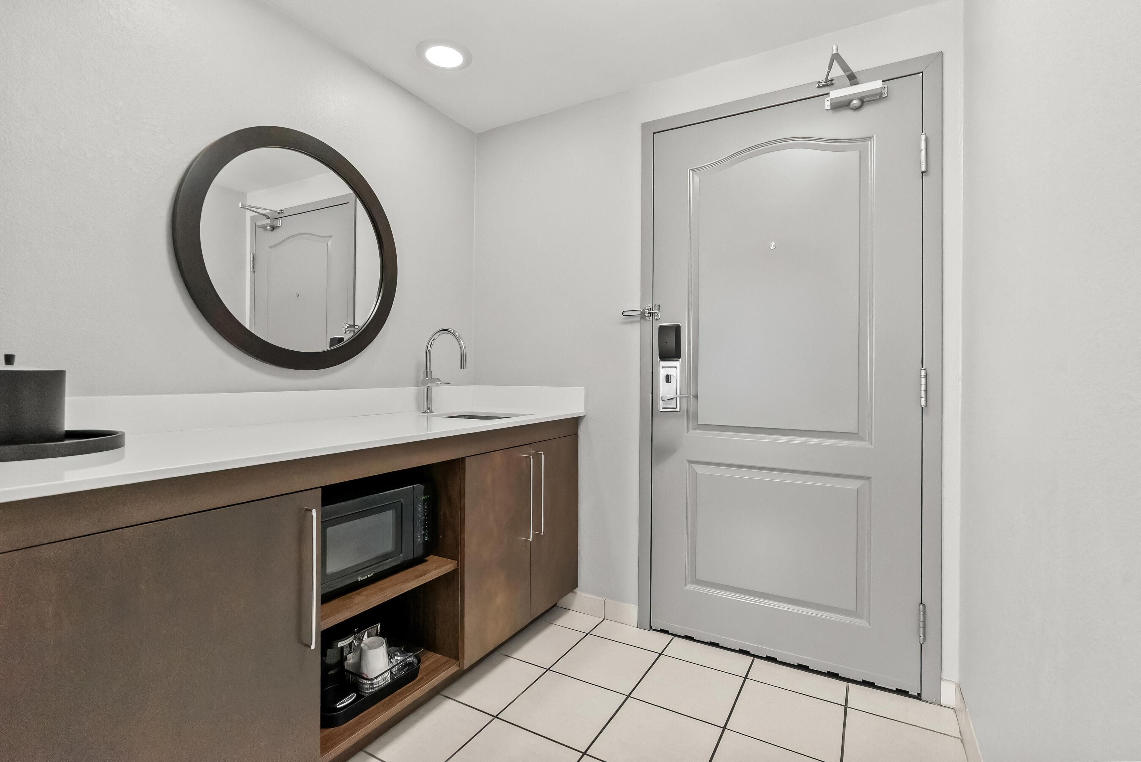 Photo - Hampton Inn and Suites Peru