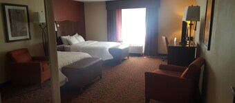Hampton Inn & Suites Peru