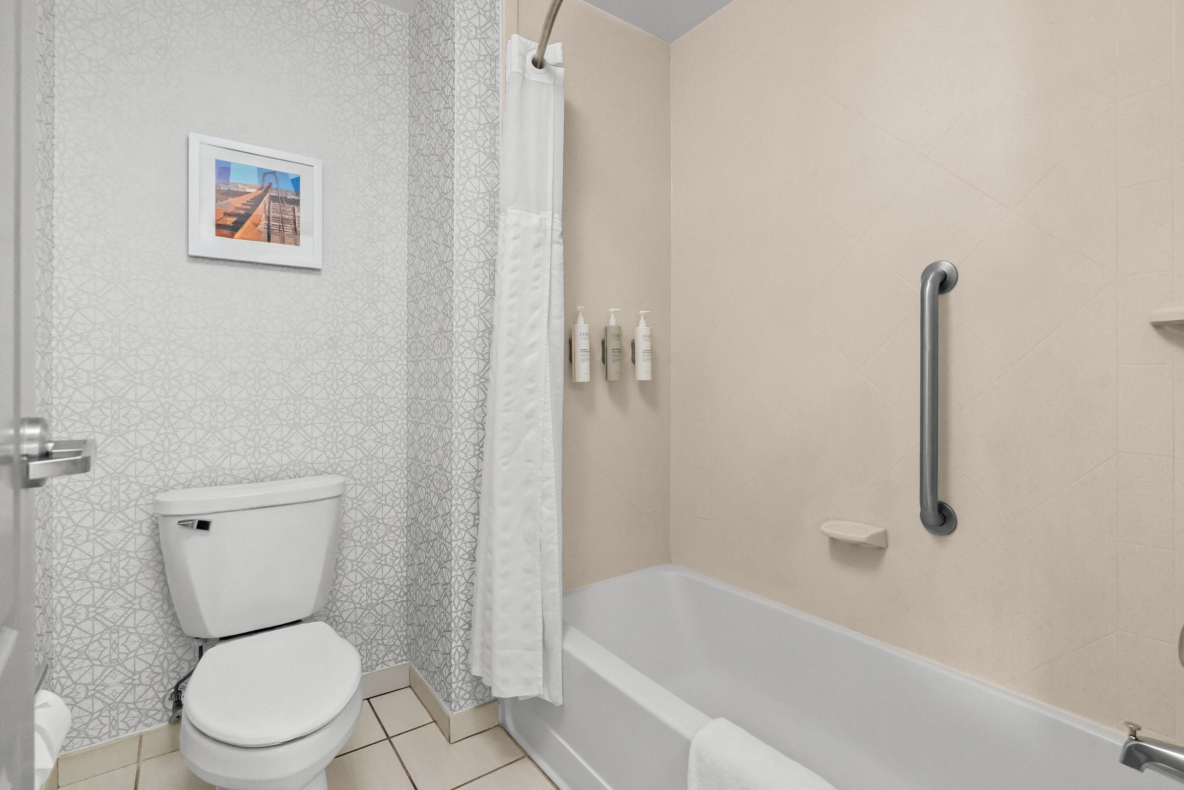 Suite, 2 Queen Beds, Non Smoking | Bathroom