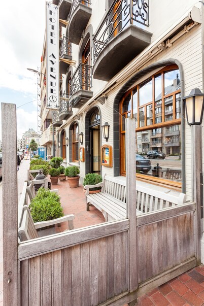 Avenue Hotel by F-Hotels