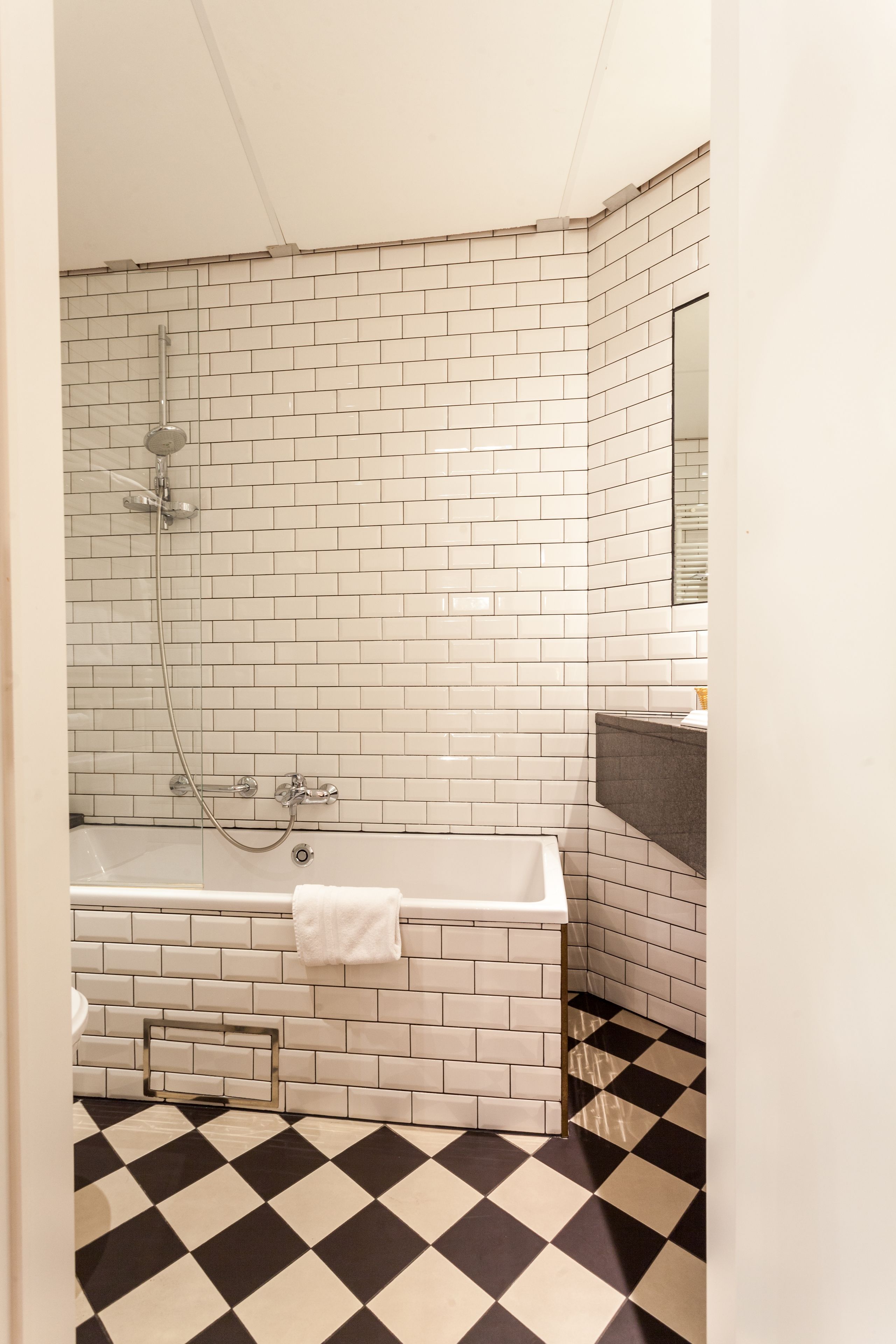 Photo - Avenue Hotel by F-Hotels