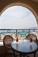 Suite (Ambassador) | 1 bedroom, Egyptian cotton sheets, premium bedding, in-room safe