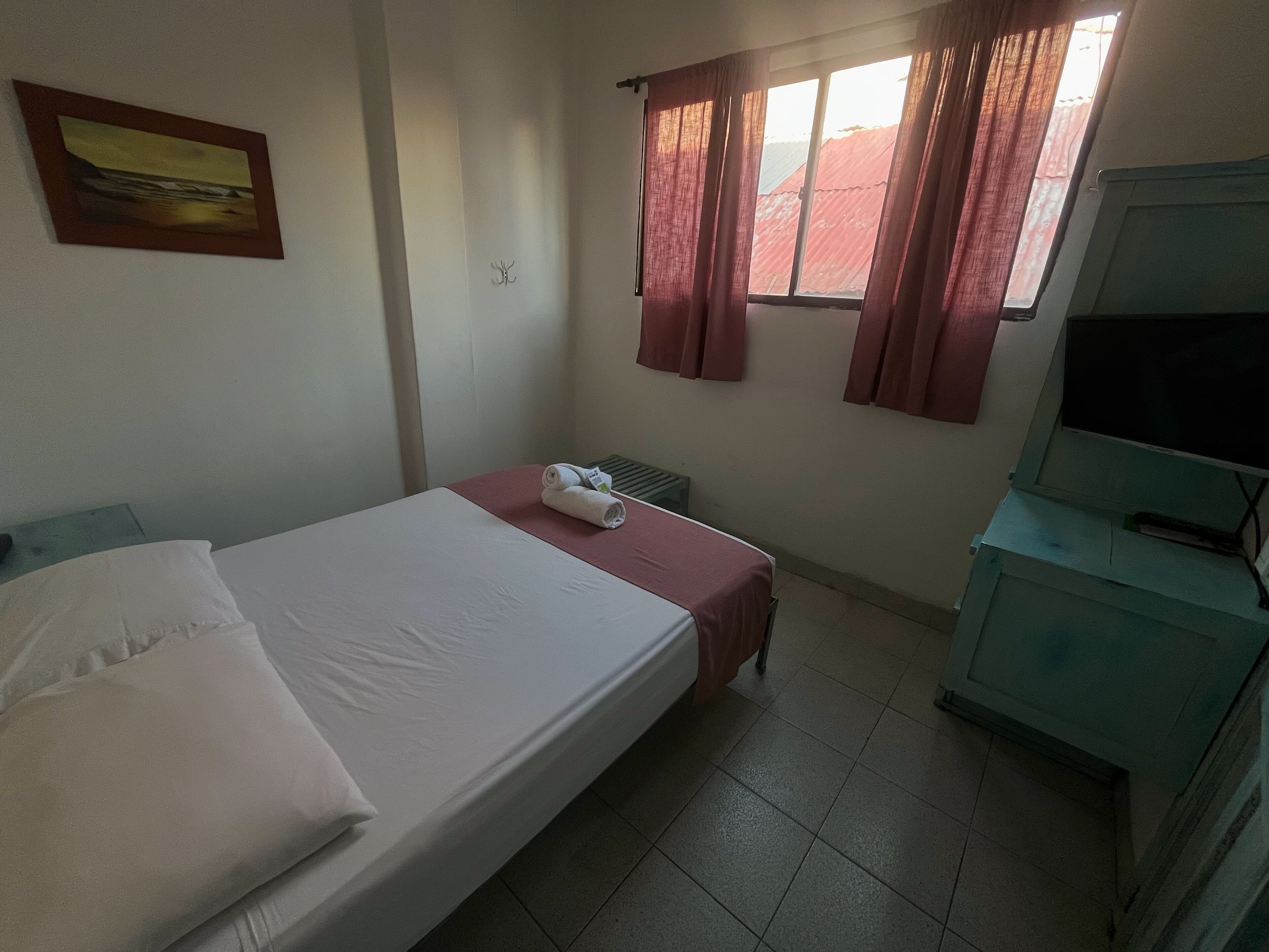 Double Room (Fan) | In-room safe, desk, iron/ironing board, free WiFi