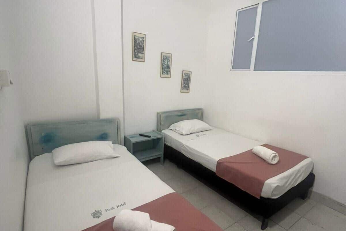 In-room safe, desk, iron/ironing board (on request), WiFi (free)