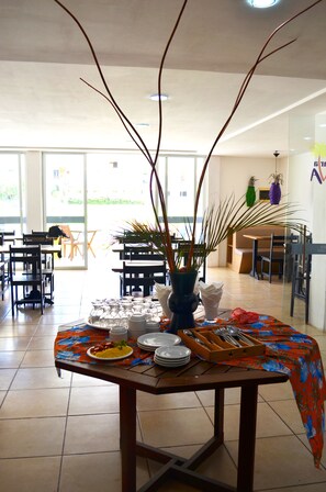 Free daily buffet breakfast  - Pousada Cores do Mar - Porto de Galinhas (Ipojuca)