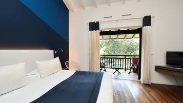 Superior Double Room | Premium bedding, memory foam beds, minibar, in-room safe