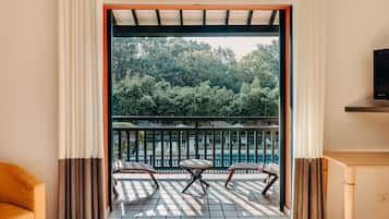 Double Room | Premium bedding, memory foam beds, minibar, in-room safe