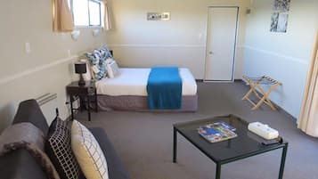 Iron/ironing board, free WiFi